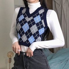 Sweater Vest Outfit Aesthetic, How To Style A Sweater Vest, Vest Outfits Aesthetic, Sweater Vest Outfit, Aesthetic Sweaters, Looks Pinterest, Argyle Sweater Vest, Argyle Sweater