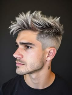 Guy Highlights, Mens Silver Hair, Silver Hair Color Men, Silver And Blonde Hair, Dyed Blonde Hair Dark Roots Men, Silver Hair Men Dyed, New Hair Styles, Mens Silver Hair Dyed, Men’s Silver Hair Styles