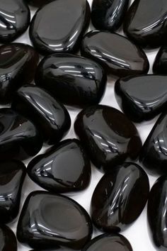 Black Obsidian Aesthetic, Crystals For Water, Obsidian Aesthetic, Stone For Protection, Manifesting Prosperity, Tumbled Crystals, Infused Water Bottle, Snowflake Obsidian, Rose Quartz Stone