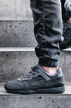 Asics Gel-Lyte III Dark Grey Streetwear Shop, Sneakers Men Fashion, Mens Fashion Shoes