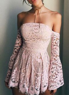 Off The Shoulder Homecoming Dress, Short Strapless Prom Dresses, Tight Prom Dresses, Long Sleeve Homecoming Dresses, Cute Homecoming Dresses, Homecoming Dresses Long, Lace Homecoming Dresses, Graduation Ideas