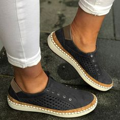 Suede Shoe Style, Casual Summer Flats, Casual Flat Shoes, Breathable Sneakers, Casual Loafers, Casual Flats, Shoes For Women, Loafers For Women, Sneakers Black