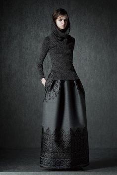 Alberta Ferretti Pre-Fall 2015 Collection Photos - Vogue Rok Outfit, Fall 2015 Style, Frou Frou, فستان سهرة, Alberta Ferretti, 가을 패션, 2015 Fashion, Dark Fashion, Mode Inspiration