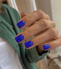 Short Acrylic Nails Full Color, Bright Short Gel Nails, Electric Blue Short Nails, Short Coloured Nails, Bright Plain Nails, Short Sporty Nails, Solid Colour Nails Short, Short Natural Summer Nails, Shirt Summer Nails