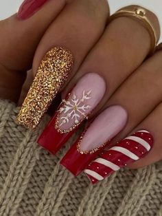 Xmas Nail Designs, Nail Art Noel, Christmas Gel, Red Christmas Nails, Christmas Nails Easy, Cute Christmas Nails, Christmas Gel Nails