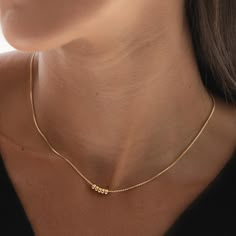 Jewelry Goals, Gold Beads Necklace, Gold Boho Necklace, Silver Boho Necklace, Women Gold Pendant, Delicate Silver Necklace, Silver Necklace Simple, Minimalist Necklace Gold, Gold Necklace Simple