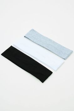 Set of 3 Stretchy Headbands, Black/Grey/White Headbands Black, Pilates Wear, Gray Headband, Headband Wrap, Athletic Headbands, Headband Outfit, Hair Simple, Soft Headbands, Black Headband