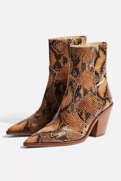 Carousel Image 0 Snake Print Boots, Snakeskin Boots, Rodeo Fashion, High Ankle Boots, Leather Western Boots, Animal Print Shoes, Mode Boho, Simply Chic