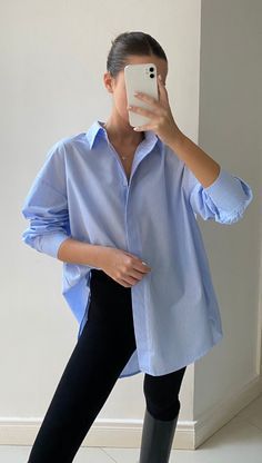 Boyfriend Shirt Outfits, Looks Com Short, Blue Shirt Women, Blue Striped Shirt, Boyfriend Shirt, Inspiration Mode