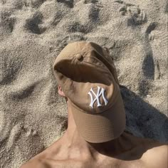 Jenny Han, Paradise On Earth, Aesthetic Guys, Beach Reading, Percy Jackson And The Olympians, Beach Aesthetic, The Sand, Couple Pictures