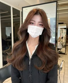 Korean Dark Brown Hair, Haircut Ideas For Girls, Korean Curtain Bangs, Curtain Bangs Ideas, Butterfly Haircuts, Aesthetic Hairstyle, Bangs Ideas, Wedding Hair Colors