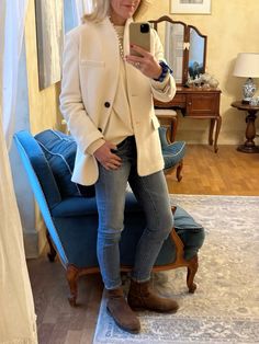 Simple everyday winter whites
.
#styleblogger #over50style #fashion #style #everydayoutfits #mymidlifefashion Winter Whites, Seasonal Fashion, Everyday Outfits