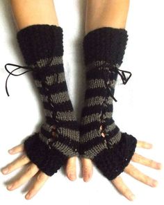 Fingerless Gloves Women Long Corset Wrist Warmers Black Taupe Brown White with Suede Ribbons Victor Long Corset, Costume Gloves, Estilo Hippy, Crochet Fun, Fingerless Gloves Knitted, Satin Ribbons, Estilo Punk