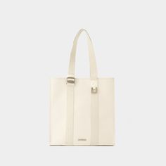 jacquemus-cuerda-shopper-bag-1727717382910613008-0 Jacquemus Bags, Jacquemus Bag, Nike Air Max Tn, White Tote, Messenger Bag Men, Off White Color, Shopper Bag, Open Top, Cotton Bag