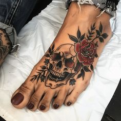 Foot Tattoos Tattoo Design Pack Front Foot Tattoo, Large Ankle Tattoos For Women, Double Knee Tattoo, Skull Ankle Tattoo, Leg Tattoos For Women Thigh Tat, Dope Leg Tattoos For Women, Hood Tattoos For Women, Henna Designs On Foot, Floral Foot Tattoos For Women