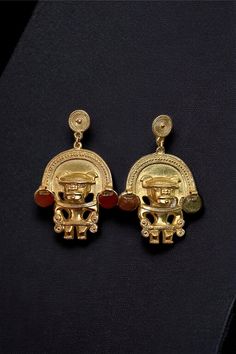 Bold, dramatic and intriguing, these pre Columbian earrings are lightweight and statement-making at the same time. This gleaming pair is definitely a wearable work of art! I named these earrings "Cacique con aretes" ( Indian Chief with earrings) from the Tairona civilization. The story behind these earrings: In ancient Colombia. men and women decorated themselves for ceremonies and rituals. They painted their faces and bodies, filed their teeth, bound their limbs, and wore gold ornaments such as headdresses, nose rings, earrings, lip plugs and pendants."  ~ Elisenda Vila Llonch, Beyond El Dorado Power and Gold in Ancient Colombia  Our Pre Columbian pieces are inspired by the beautiful gold-work made by ancient indigenous civilizations that once lived in Colombia before the arrival of the S Columbian Jewelry, Colombian Jewelry, Large Statement Earrings, Crescent Earrings, Indian Chief, Gold Ornaments, Jewelry Statement, Gold Work, Ceramic Beads