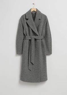 Voluminous Belted Wool Coat Belted Wool Coat, Beige Wool Coat, Minimalist Clothes, Oversized Wool Coat, Color Trends Fashion, Wool Coat Women, Long Wool Coat, Belted Coat, Wool Blend Coat