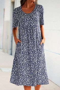 Causal Dresses, Cleaning Ideas, Floral Print Maxi Dress, Crewneck Dress, Vacation Dresses, Floral Dresses, Floral Print Shorts, Blue Midi Dress, Basic Outfits