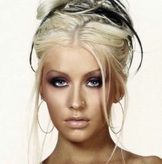 Christina Aguilera 2000s, 2000s Makeup Looks, Y2k Makeup, 90s Makeup, Christina Aguilera, Staten Island, 2000s Fashion