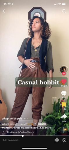 Fancy Goblincore Outfits, Closet Ren Faire Outfit, Peasant Core Outfits, Hobbit Clothes Inspired Outfits, Hobbit Clothes Women, Ranger Ren Faire, Casual Hobbitcore, The Hobbit Outfits, Renfaire Outfit Casual