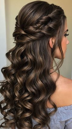 #hairstyle #hair #haircut #haircolor #hairstyles #hairstylist #beauty #fashion #makeup #style #barbershop #barber #hairdresser #balayage #love #barberlife #instahair #hairgoals #longhair #instagood #blondehair #blonde #fade #photography #haircare #barbershopconnect #beautiful #like #hairsalon #hairfashion Half Up Half Down Wedding Hair With Volume, Wedding Hairstyles Long Hair With Veil, Bridal Hair Ideas Long Hairstyles, Straight Hair Looks For Prom, Pretty Hairstyles For Prom, Big Curls Hairstyles, Rambut Brunette, Long Brunette Hair