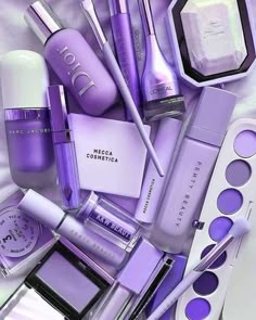 Purple Clean Aesthetic, Lavender Aesthetic Fashion, Lavender Makeup Aesthetic, Purple Stuff Aesthetic, Purple Royal Aesthetic, Purple Makeup Products, Purple Makeup Aesthetic, Lilac Purple Aesthetic, Purple Aesthetic Pictures