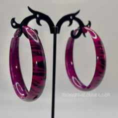 Zebra hoops - Pink Emo Stuff To Buy, Mcbling Jewelry, 2000 Accessories, Y2k Shop, Extreme Happiness, 2000s Jewelry, Pink Zebra Print, Jewelry Accessories Ideas, Mini Hoop Earrings