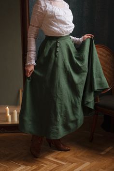 Vintage Long Linen Skirt, Fitted Linen Skirt For Daywear, Linen Fitted Skirt For Daywear, Suffragette Fashion, Edwardian Inspired Fashion, Aziraphale Cosplay, Edwardian Walking Skirt, Edwardian Skirt, Walking Skirt