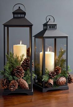 Christmas Diy Lanterns, Christmas Candle Lantern, Christmas Decor Ideas Lanterns, Christmas Decor With Lanterns, Black Lantern Christmas Decor, Small Apt Christmas Decor, Christmas Decor Lanterns, Christmas Theme Candles, Christmas Decoration Minimalist