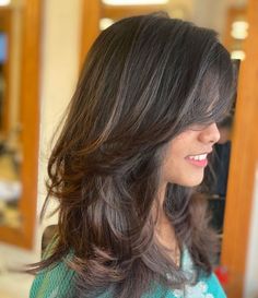 Below Shoulder Haircut Layers, Current Hair Trends 2023, Bouncy Layers, Shoulder Length Layered Hair, Layered Haircuts Shoulder Length, Layered Haircuts For Women, Layered Haircuts With Bangs, Hairstyles For Layered Hair