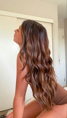 @mckenzieluskey on instagram Natural Brown Balayage, Hair Staly, Baylage Hair, Balayage Hair Caramel, Cabello Hair