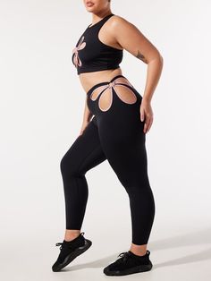 Our Flower Pop Cutout Legging features a high-rise silhouette, medium compression fabric, and a stylish keyhole cutout detail at the hips. Flower Cut Out, Cut Out Leggings, Summer Mood, Savage X Fenty, Compression Fabric, Everyday Basics, Black Caviar, Rihanna, Full Length