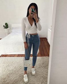 sigueme para mas Braids Ideas, Elegante Casual, Long Braids, Causual Outfits, Pinterest Outfits, Winter Fashion Outfits, Teen Fashion Outfits, College Outfits