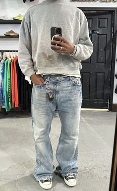 Soft Core Men Outfits, Baggy Jean Outfits Men, Men’s Clothes Y2k, White Shoes Outfit Men Casual, Outfits For Guys Street Style, Men’s Outfit Aesthetic, Streetwear Men Outfits Casual, Basic Boy Style, Male Clothing Aesthetic