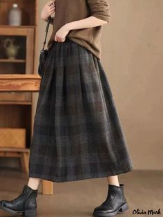 Olivia Mark - Winter Plaid A-Line Skirt with Color Weave, Warm and Elastic High Waist Long Skirt Tartan Midi Skirt, Maxi Skirt Winter, Long Plaid Skirt, Plaid Wool Skirt, High Waist Long Skirt, Winter Plaid, Winter Skirt, Sewing Skirts, Classic Style Women