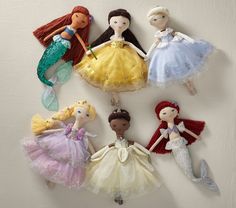 there are many dolls that have been made to look like princesses in different colors