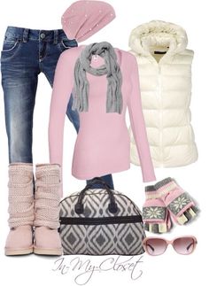 Love the pink!! Texas Winter, Boating Outfit, Scarf Shirt, Pink Boots, Winter Clothes, Fall Winter Outfits, Outfits Casuales, Pink Sweater