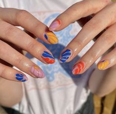 Pottery Branding, Summer 2024 Trends, Artsy Nails, Sunshine Flowers, Funky Nail Art, Happy Sunshine, Retro Nails, Flower Illustrations, Edgy Nails