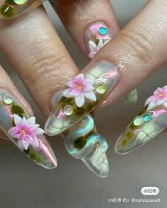 @leyciernail Lily Of The Valley Nail Art, Water Lily Nail Art, Flower Inspired Nails, Lotus Flower Nail Design, Snowdrop Nails, Lily Pad Nails, Japanese Nail Art Kawaii, Pressed Flower Nails, Super Long Nails