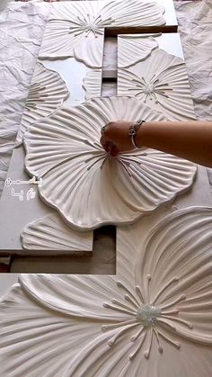 #butcherblock #countertops #homedecor #kitchenrenovation #interiordesign #timelessstyle #diyprojects #woodworking #homeimprovement #kitchendesign Clay Work On Canvas, Butcherblock Countertops, Plaster Diy, Styrofoam Art, Sculpture Art Projects, Plaster Wall Art, Abstract Art Diy