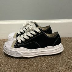 Maison Mihara, Black & White, Canvas, Size 40 (Slightly Worn). Maison Mihara Shoes, Mihara Shoes, Black White Canvas, Inspo Fits, Maison Mihara, White Canvas, Canvas Size, Men's Shoes, Black White