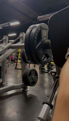 the gym equipment is clean and ready to be used by someone who has lost their weight