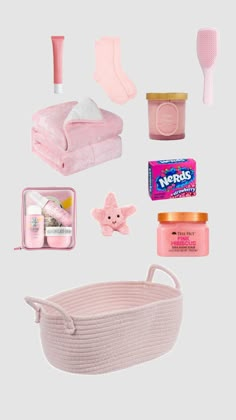 Pink Burr Basket !! 💕🌸💄 Hello Kitty Theme, Xmas List Ideas, Kitty Theme, Christmas Presents For Friends