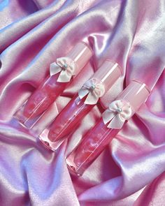 "6ml Vegan, Cruelty free, and non sticky light pink lipgloss! There is shimmer to it, and also smells like frosted animal cookies! 💓 This lipgloss is called \"Princess\" and is perfect for everyday wear or special occasions. It adds a perfect light pink tint to your lips while smelling amazing!! 🌷 Ingredients: vegan lipgloss base, mica powder, flavoring oil" Pretty Makeup Products, Cute Lipgloss, Frosted Animal Cookies, Lipgloss Aesthetic, Lipgloss Base, Lip Gloss Business, Pink Lipgloss, Glossy Lips Makeup, Cute Lipstick