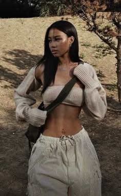 Event Fits, City Fits, Tan Crop Top, Tan Pants, Grey Bag, Gym Fits, Causual Outfits, Pretty Photos, Streetwear Fashion Women