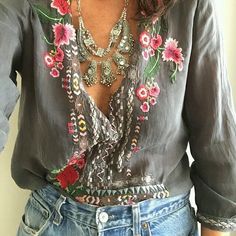 This top is beautiful!  Colorful embroidery.  Boho. Eclectic.(71) Одноклассники Vetement Hippie Chic, Moda Hippie, Boho Mode, Boho Styl, Mode Hippie, Stil Boho, Skirt Maxi