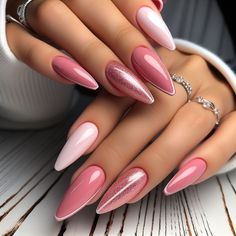 Trendy Nail Polish, August Nails, Romantic Nails, Sparkle Nails, Short Acrylic Nails Designs, Elegant Nails, Chic Nails, Trendy Nails, Beauty Nails