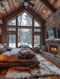 Beautiful Cabin Interior, Bedroom With Porch Master, Mountain House Bunk Room, Mountain Cabin Aesthetic Bedroom, Mountain House Design Interior, Cozy Cabin In The Mountains, Rustic Jacuzzi, Colorado Cabin Aesthetic, Cabin In Woods Aesthetic