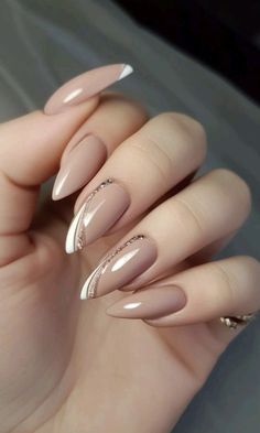 Elegant Touch Nails, Manicure Nail Designs, Fancy Nails Designs, Blush Nails, Simple Gel Nails, Neutral Nails, Elegant Nails, Classy Nails, Gold Nails