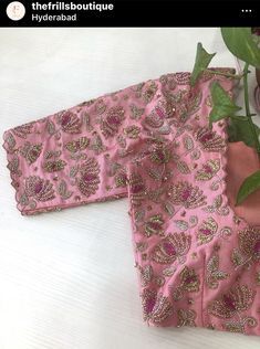 Wedding Maggam Work Blouse Designs, Pink Color Blouse Designs Latest, Light Pink Blouse Designs, Pink Blouse Embroidery Designs, Pink Blouse Work, Green Blouse Designs, Maggam Blouse, Netted Blouse Designs